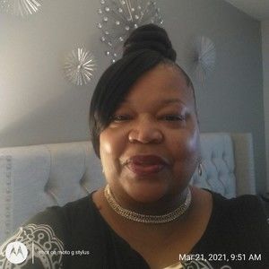 Meet your Posher, Beverly